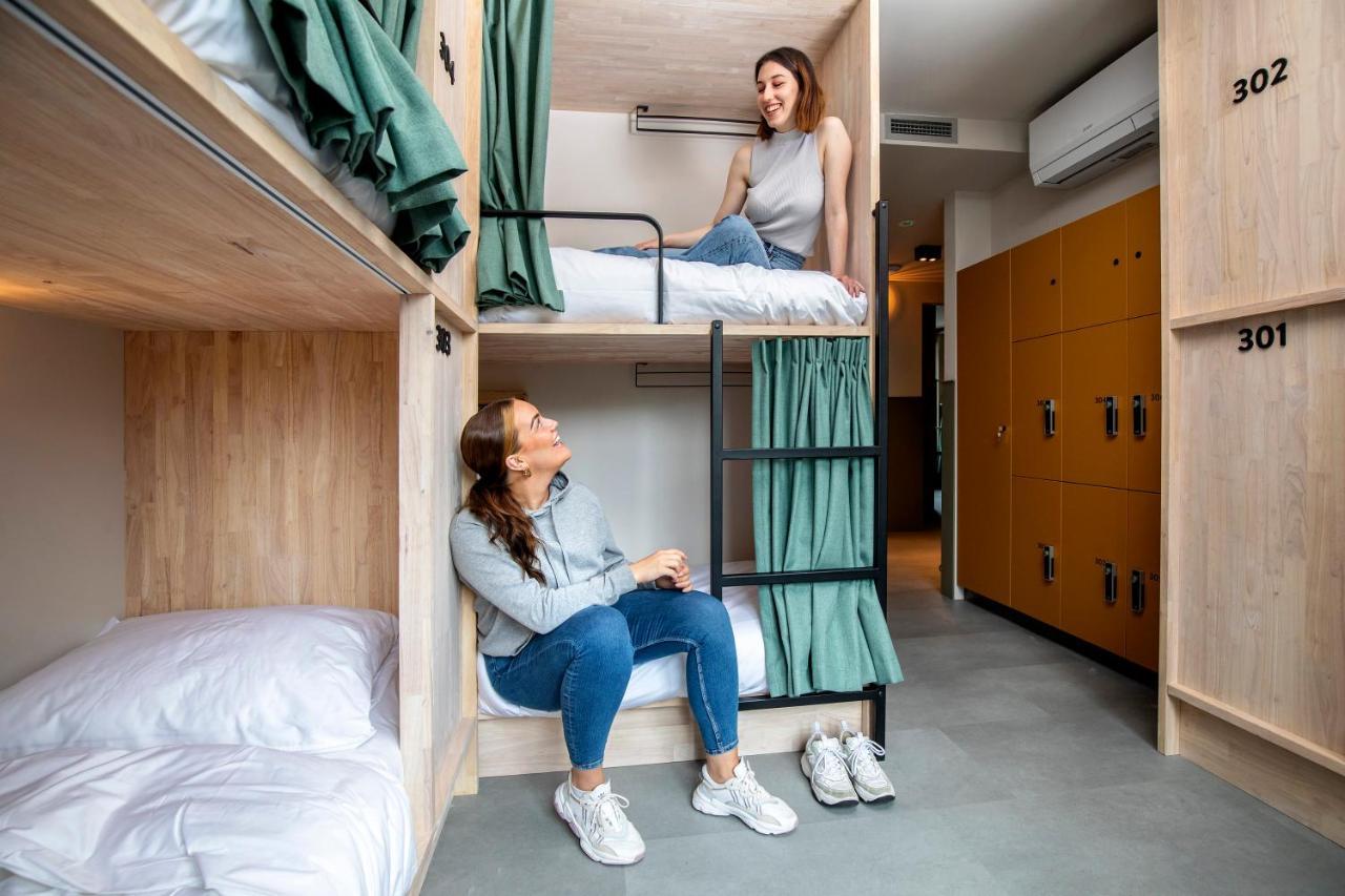 The Bee Hostel アムステルダム エクステリア 写真