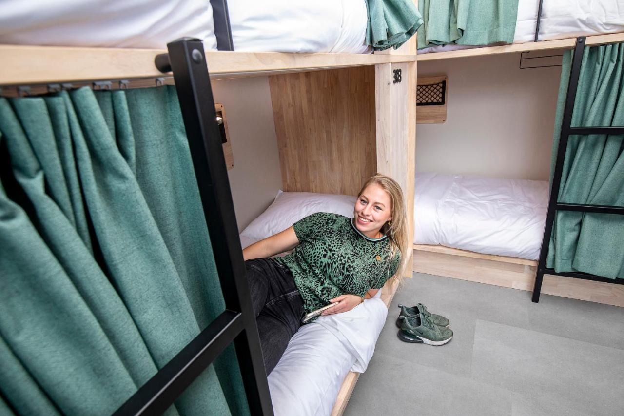 The Bee Hostel アムステルダム エクステリア 写真
