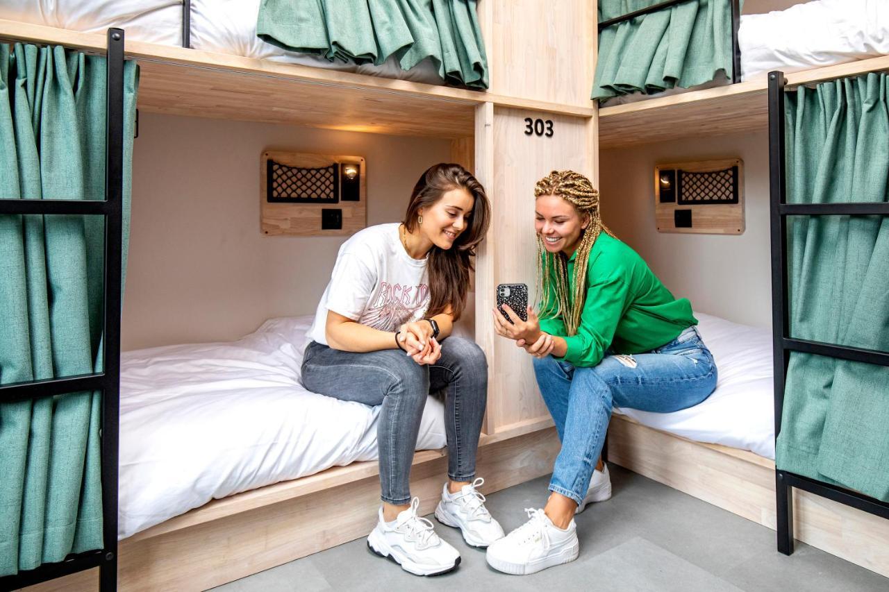 The Bee Hostel アムステルダム エクステリア 写真