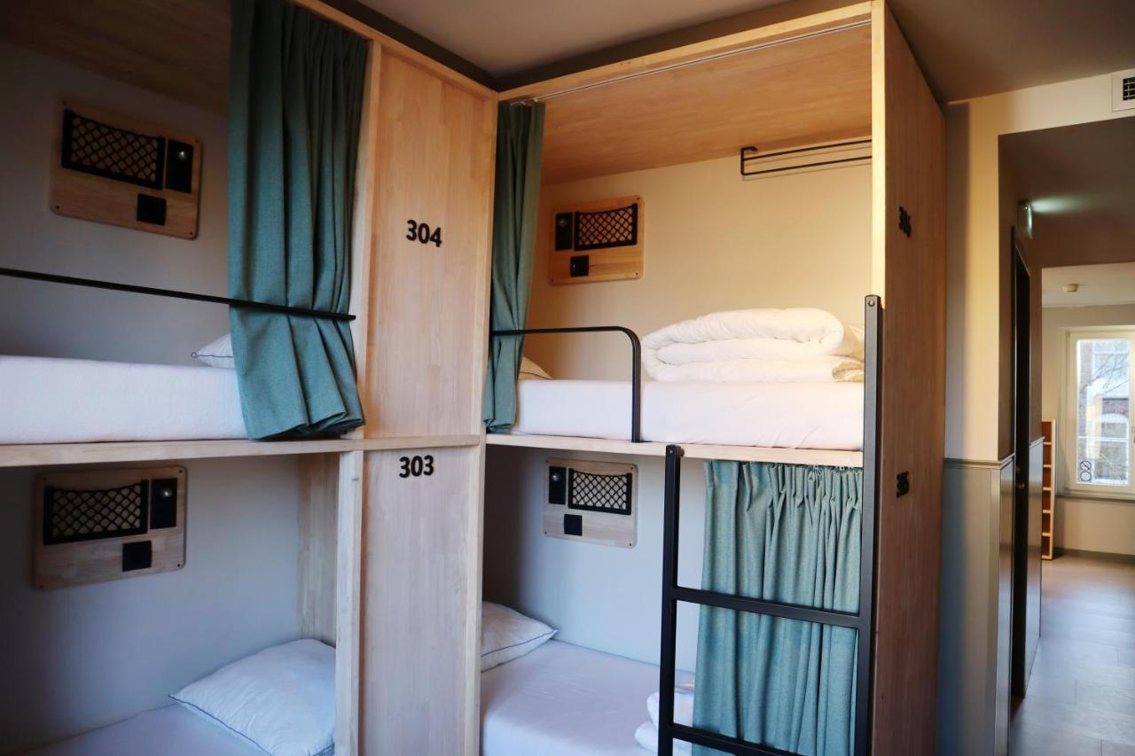 The Bee Hostel アムステルダム エクステリア 写真